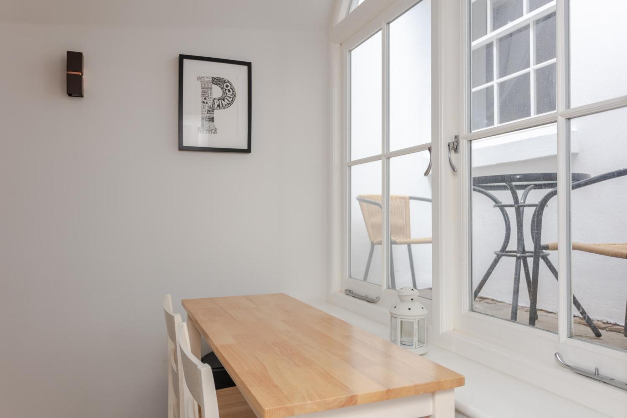Spacious And Modern Apartment In Pimlico Londra Dış mekan fotoğraf