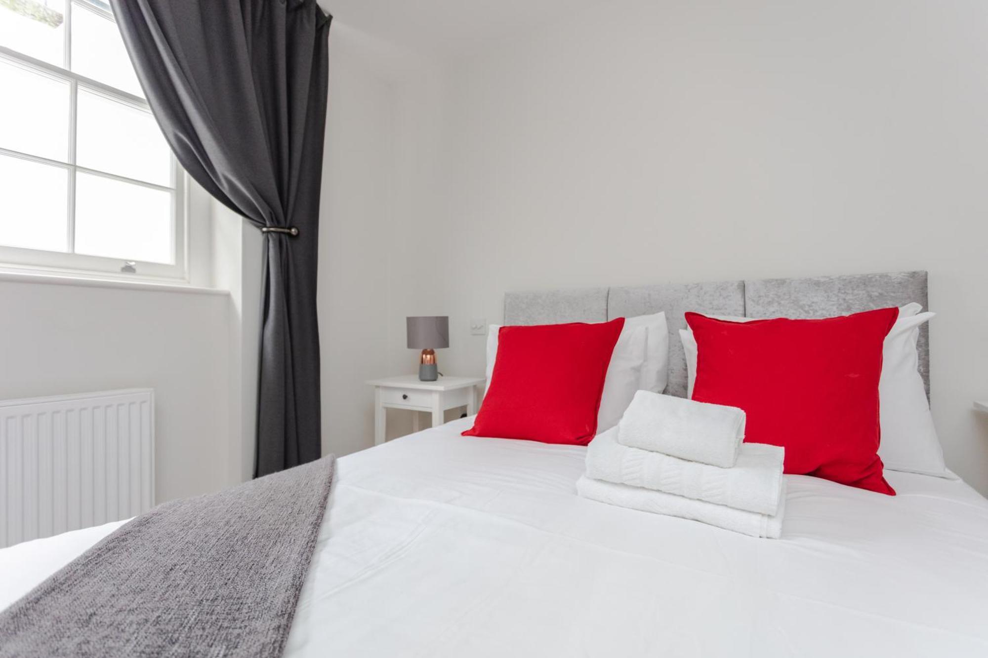 Spacious And Modern Apartment In Pimlico Londra Dış mekan fotoğraf