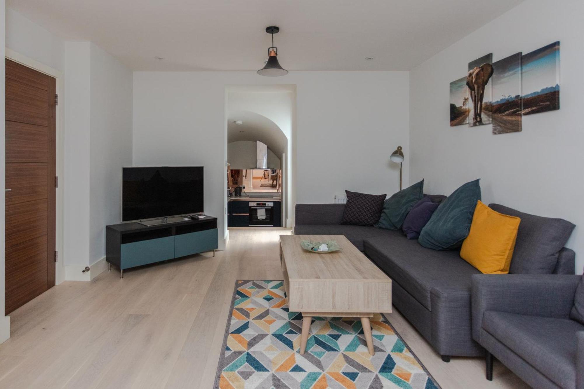 Spacious And Modern Apartment In Pimlico Londra Dış mekan fotoğraf
