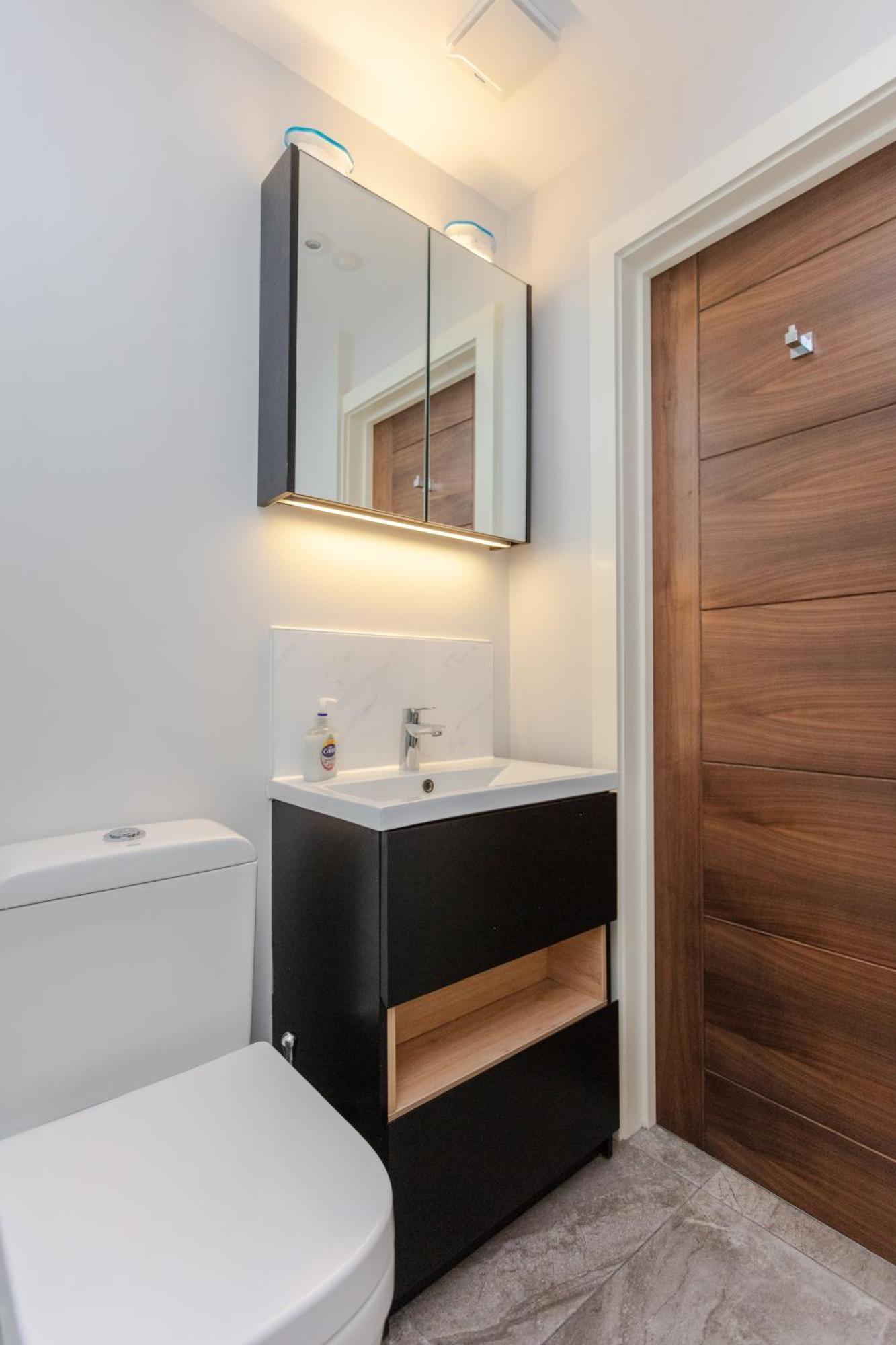 Spacious And Modern Apartment In Pimlico Londra Dış mekan fotoğraf