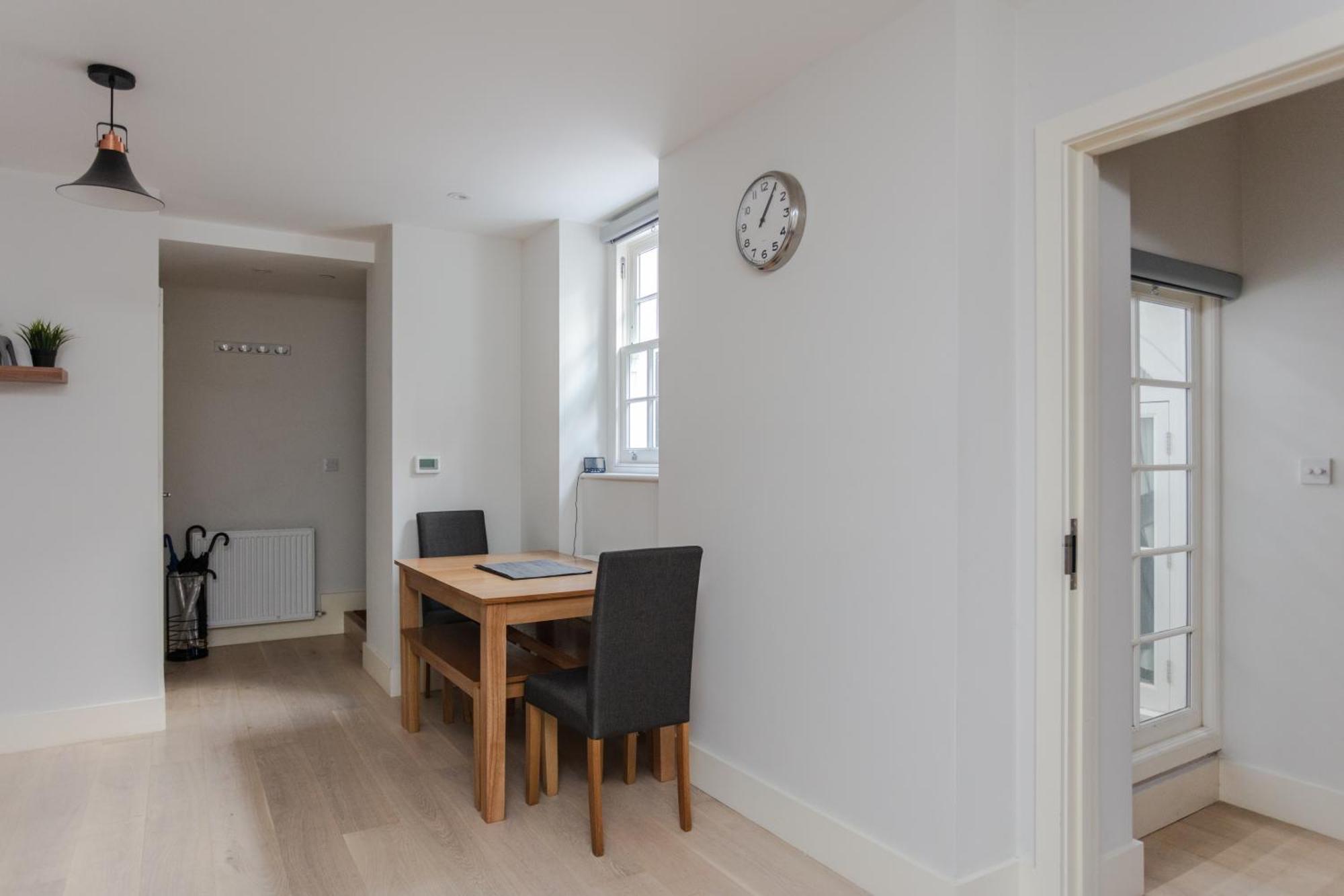 Spacious And Modern Apartment In Pimlico Londra Dış mekan fotoğraf